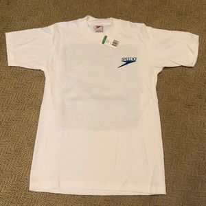 NWT Speedo brand graphic tee shirt